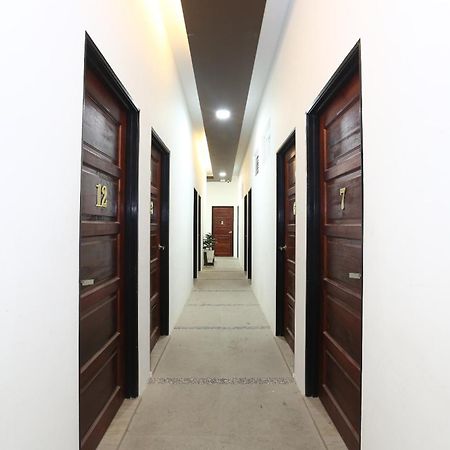 Super Oyo 89678 Ady Hotel Kuala Terengganu Exteriör bild