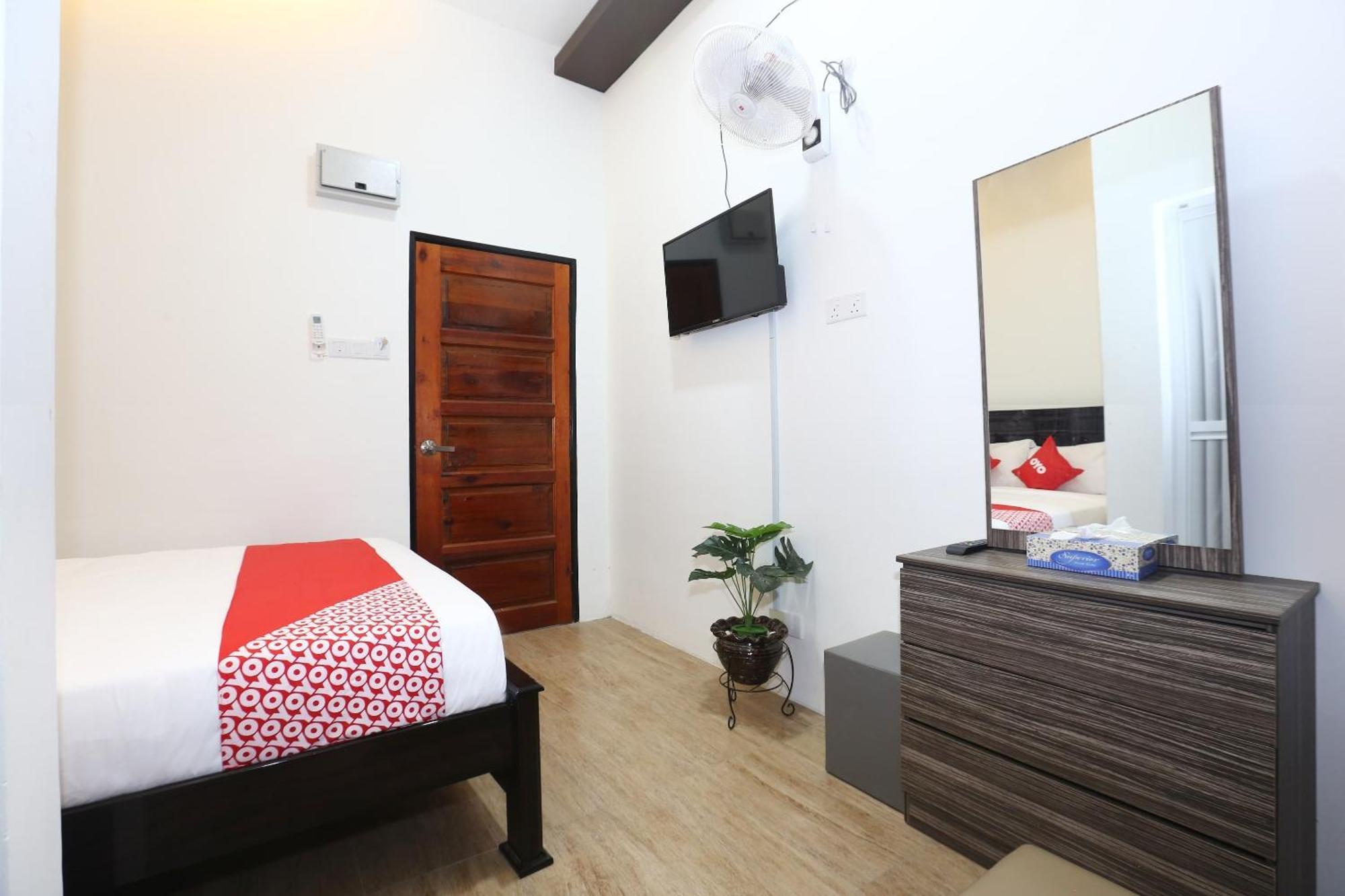 Super Oyo 89678 Ady Hotel Kuala Terengganu Exteriör bild