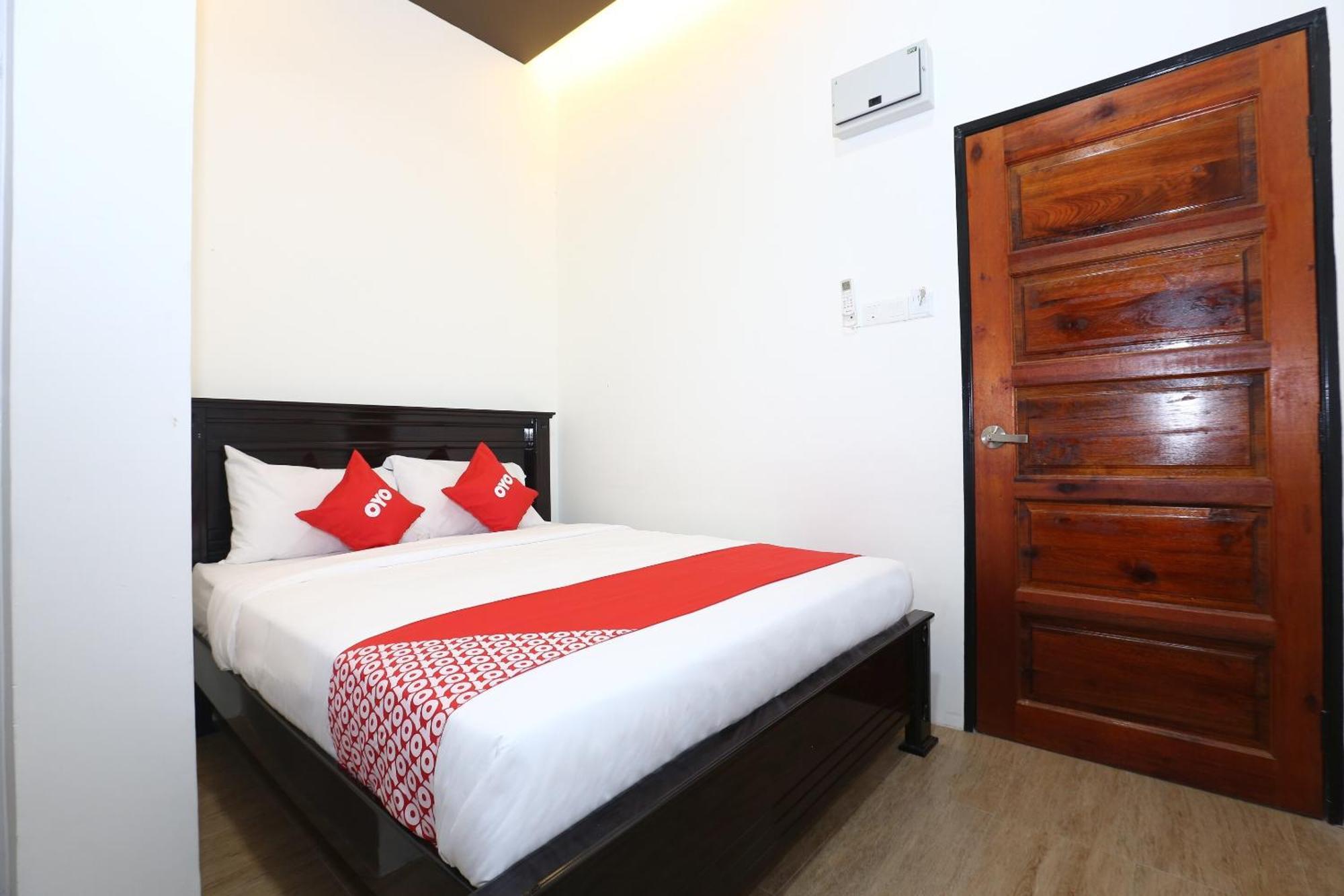Super Oyo 89678 Ady Hotel Kuala Terengganu Exteriör bild